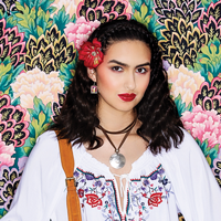 Spolight: Shevaun Williams Channels Frida for Fashion